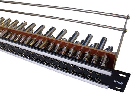 Mosses & Mitchell - DVMM132B - Mosses & Mitchell 2x 32· Ƶ ߰ DVMM132B, 1Uܸ߶		