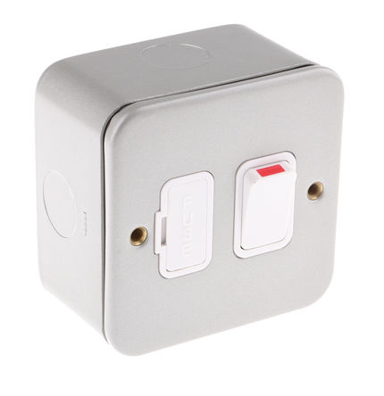 Deta - M1211 - Deta 13A, 迪 氲װ IP2X װ۶֧· M1211, 78 x 78 x 46mm		