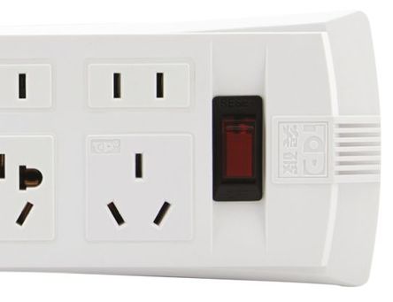 TOP - TZ-C17 - Extension lead,7 way,sw,OPPIS3m		