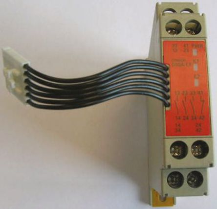 Omron - G9SA-EX301 - Omron G9SA ϵ ģ G9SA-EX301, 2 , 24 V ֱ		