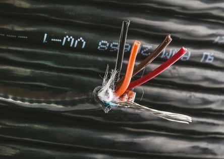 Alpha Wire - 25194 BK005 - Alpha Wire XG2, XTRA-GUARD 2 ϵ 30m 4 о  ۰ PUR  ҵ 25194 BK005, 300 V, 0.35 mm2 , -30  +90 °C		